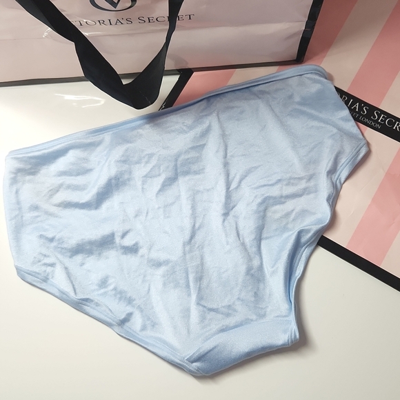 Victoria's Secret "Fabulous" Hiphugger Panties size medium - Picture 2 of 3